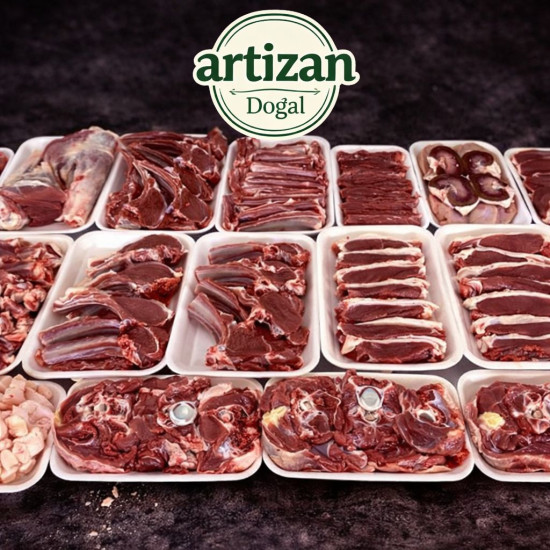 Çeyrek KUZU eti ( 5 kg) ( 1 kg Pirzola,1 kg Kıyma, 1,5kg Kuşbaşı, 0,7kg gerdan, 0,8 kg yemeklik kemik )